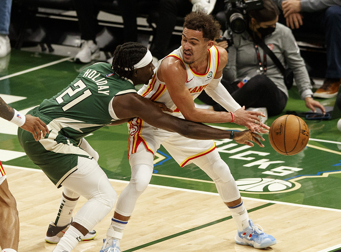  特雷杨空砍高分老鹰不敌步行者